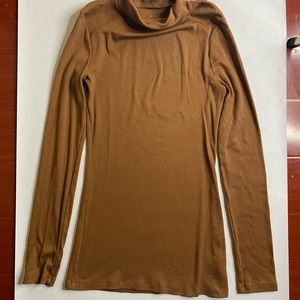 Carmel Brown long sleeve turtleneck